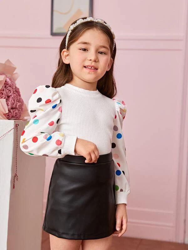 SHEIN Toddler Girls 1pc Polka Dot Puff Sleeve Tee & 1pc PU Leather Skirt