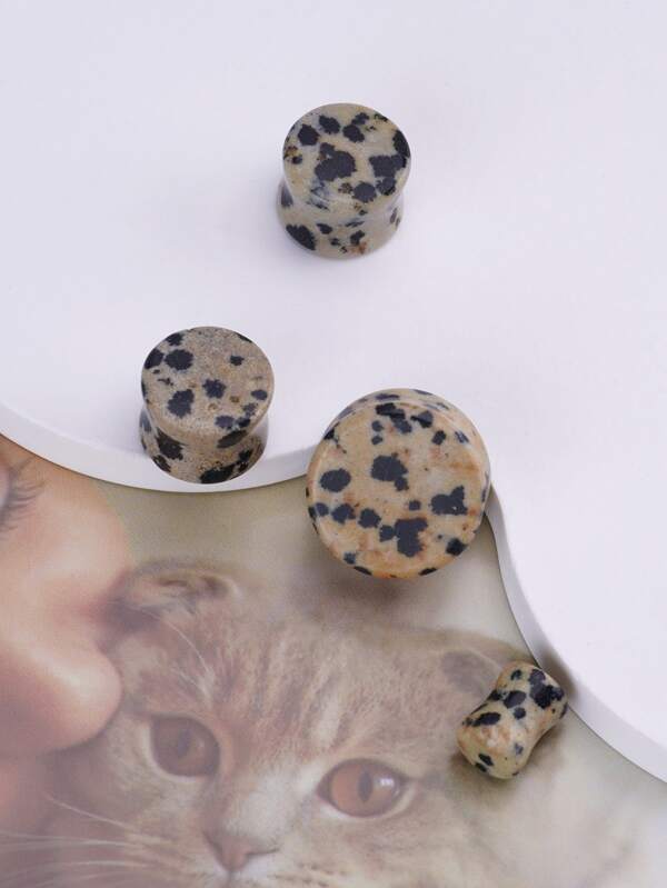 1 Pair Dalmatian Jasper Spotted Stone Ear Plugs Natural Ear Tunnel Gauge Stretcher Ear Expander Piercing