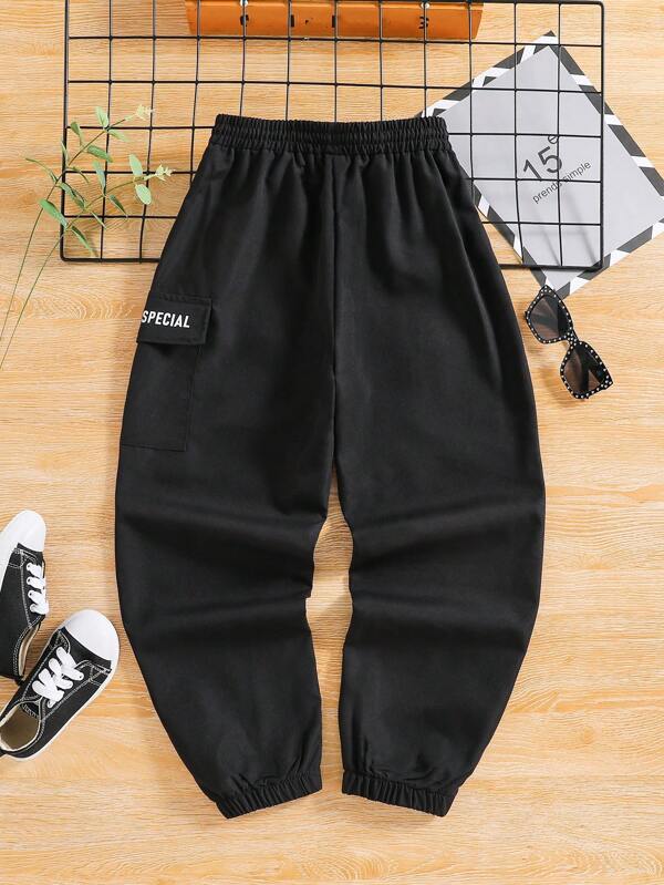 SHEIN Kids EVRYDAY Boys Letter Graphic Flap Pocket Buckle Detail Cargo Pants