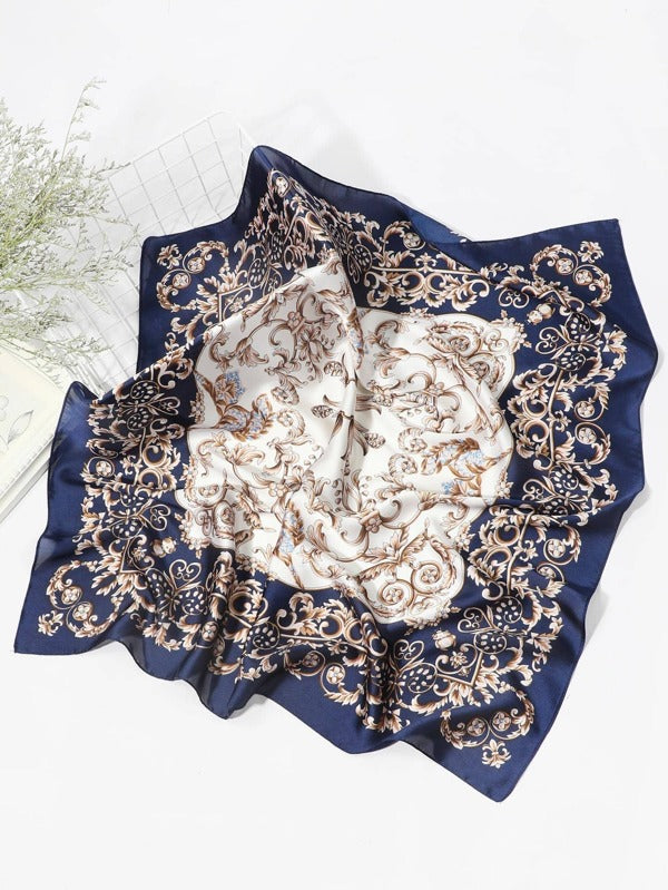 Men Scroll Print Bandana