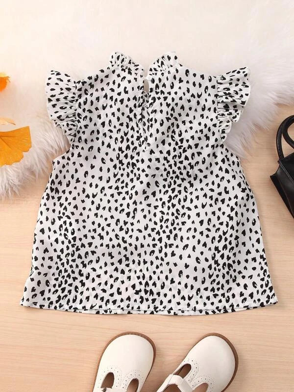 SHEIN Kids EVRYDAY Toddler Girls Dalmatian Print Ruffle Trim Mock Neck Blouse