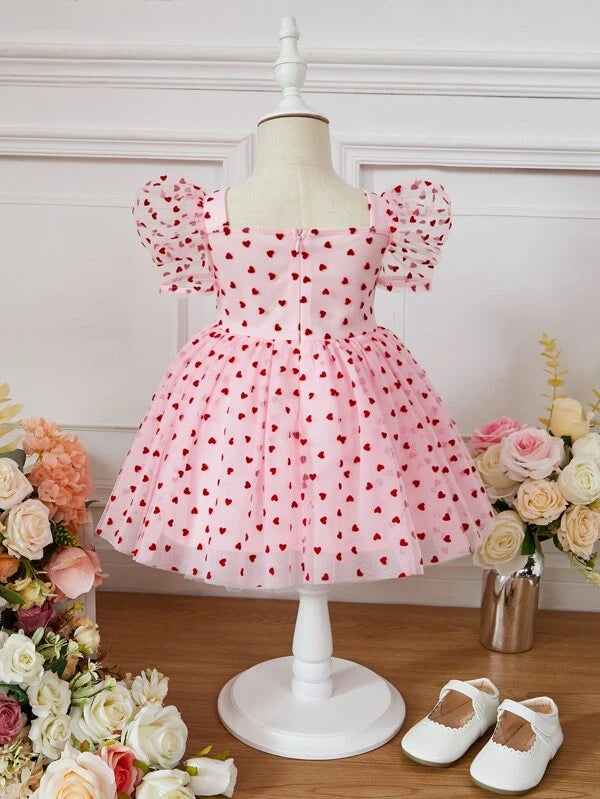 SHEIN Baby Heart Print Puff Sleeve Ruched Sweetheart Neck Mesh Dress