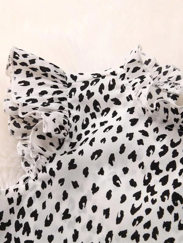 SHEIN Kids EVRYDAY Toddler Girls Dalmatian Print Ruffle Trim Mock Neck Blouse