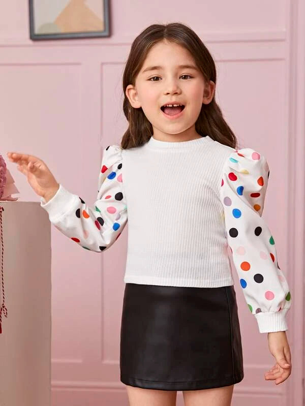 SHEIN Toddler Girls 1pc Polka Dot Puff Sleeve Tee & 1pc PU Leather Skirt