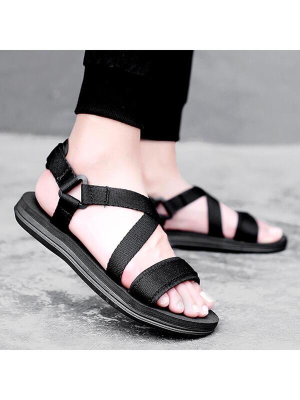 Men Lightweight Criss Cross Sandals, Leisure Black Fabric Casual Sandals