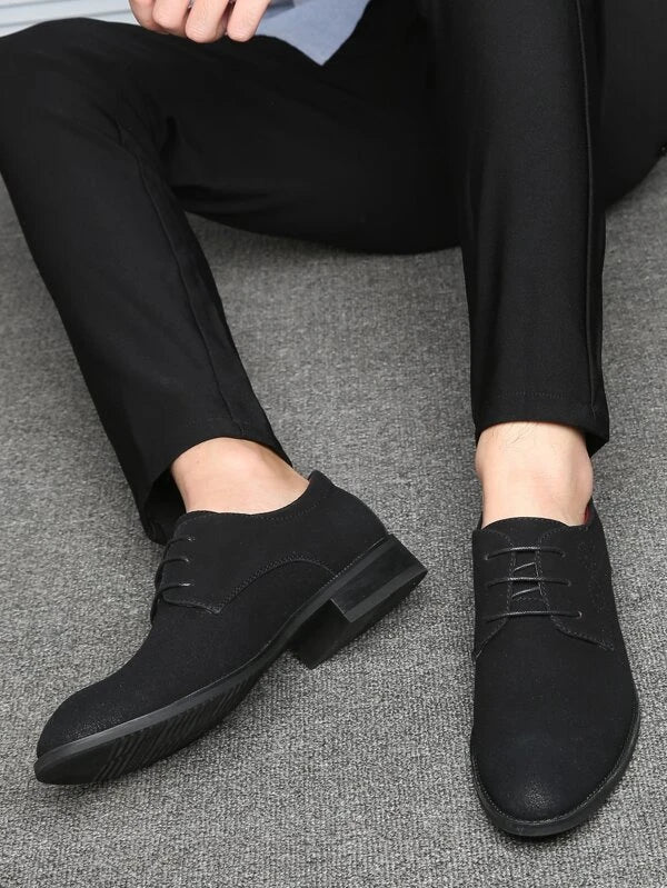 Men Minimalist Lace-up Front Dress Shoes