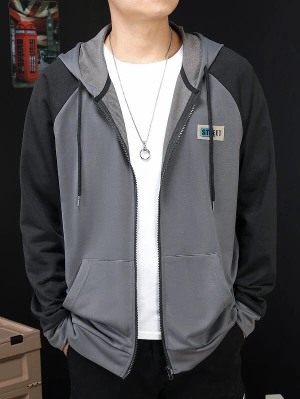 Men Patch Detail Colorblock Raglan Sleeve Zip Up Drawstring Hoodie