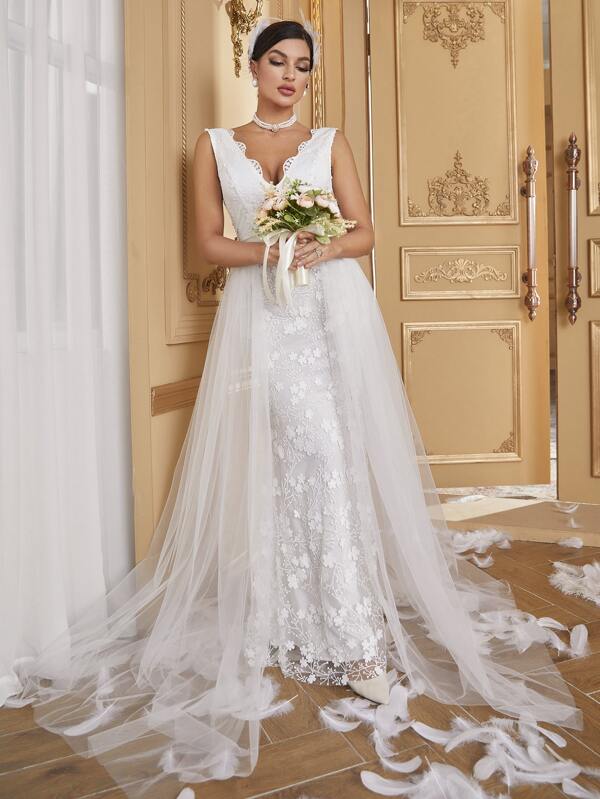 Contrast Mesh Lace Trim Floor Length Wedding Dress