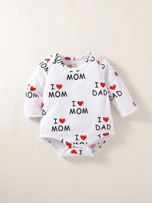 Newborn Baby Slogan & Heart Print Bodysuit