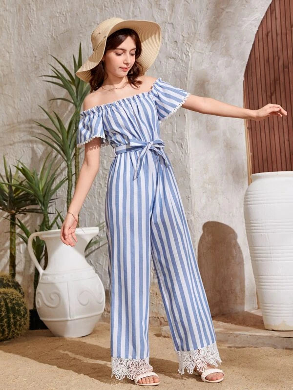 SHEIN Teen Girls Striped Print Off Shoulder Guipure Lace Trim Belted Jumpsuit