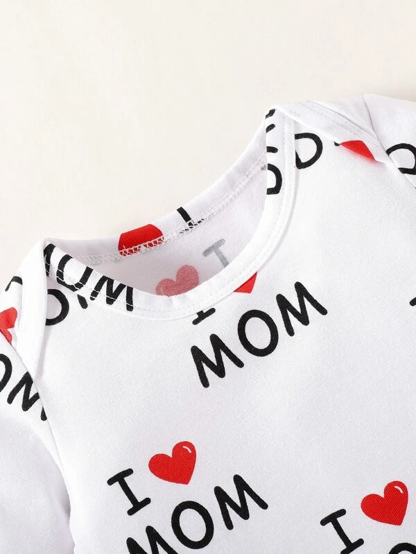 Newborn Baby Slogan & Heart Print Bodysuit