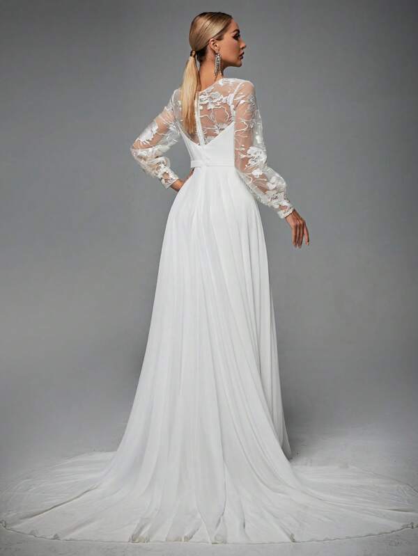 Floral Embroidery Mesh Floor Length Wedding Dress