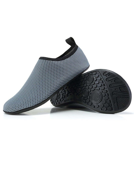 1pair Sporty Slip-on Sneakers, Fabric Beach Aqua Socks