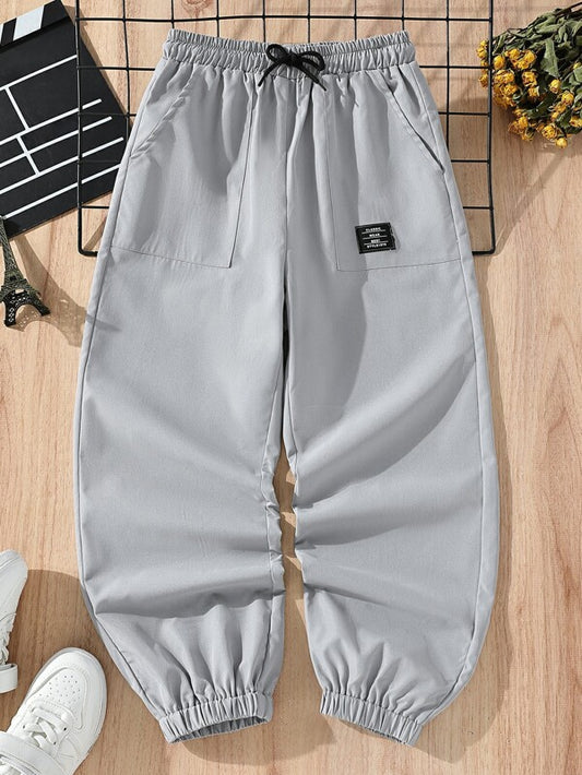 SHEIN Kids EVRYDAY Boys Letter Patched Detail Drawstring Waist Pants