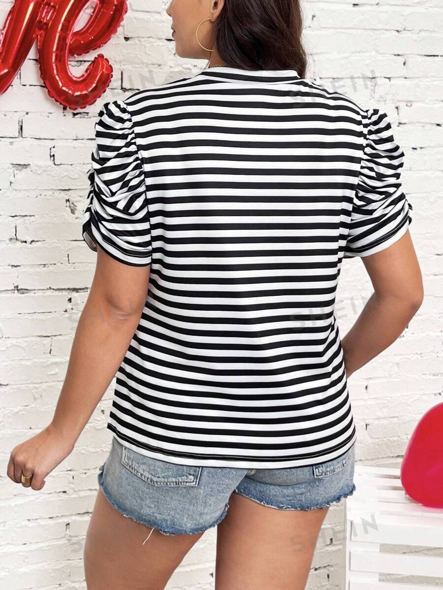 SHEIN LUNE Plus Size Women'S Striped Round Neck Short Puff Sleeve T-Shirt