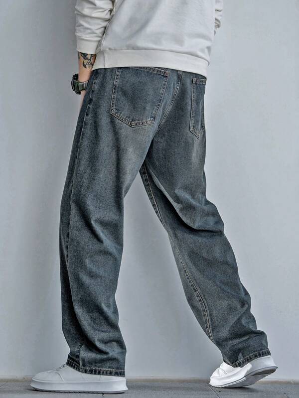 Men Slant Pocket Straight Leg Jeans