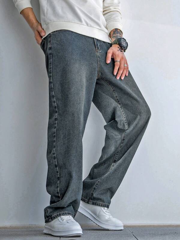 Men Slant Pocket Straight Leg Jeans