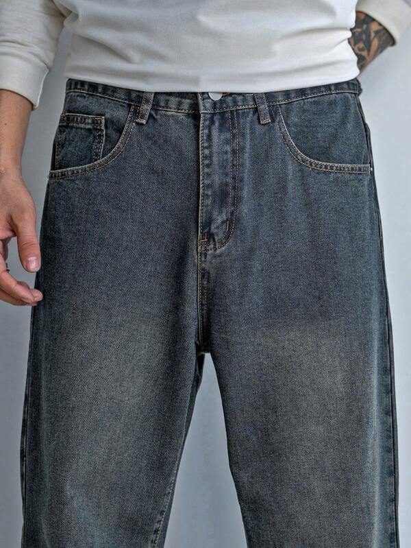 Men Slant Pocket Straight Leg Jeans