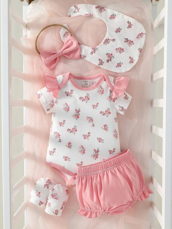 SHEIN Baby Floral Print Ruffle Trim Bodysuit & Shorts & Accessory Headband & Bib & Gloves