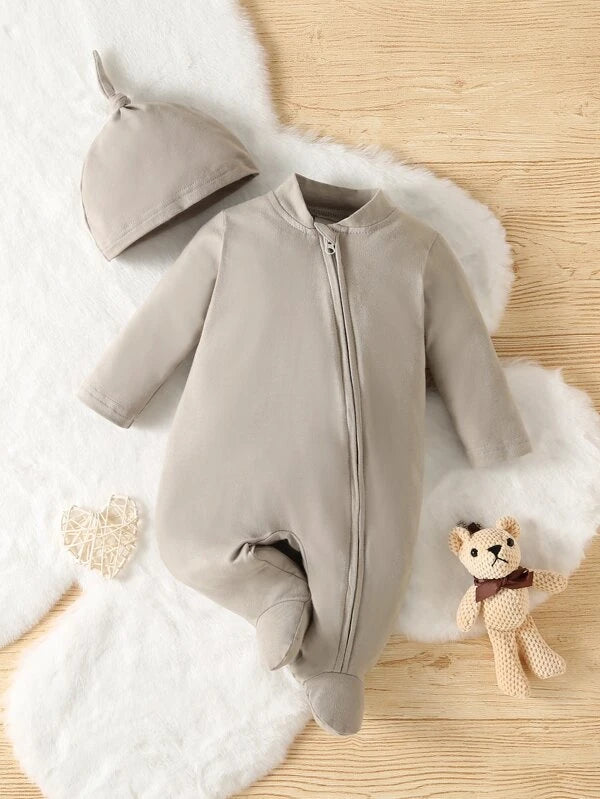 Baby Baseball Collar Zipper Front Footed Sleep Jumpsuit & Hat