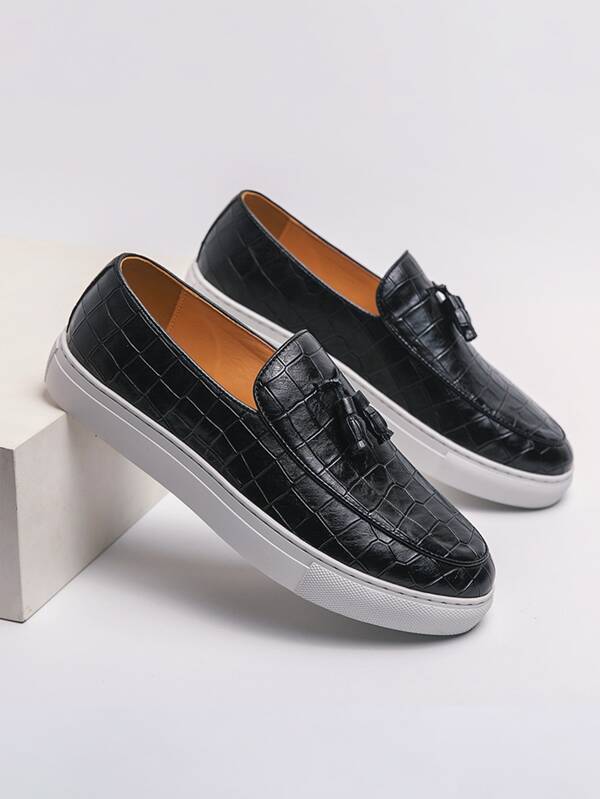 Men Crocodile Embossed Tassel Decor Slip-on Casual Loafers, Leisure Black Flat Shoes