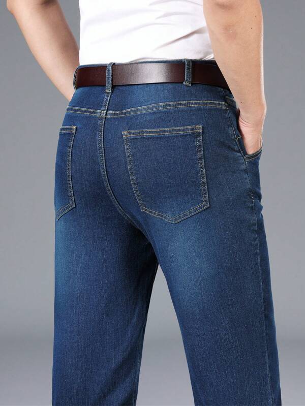 Men Slant Pocket Straight Leg Jeans Without Belt