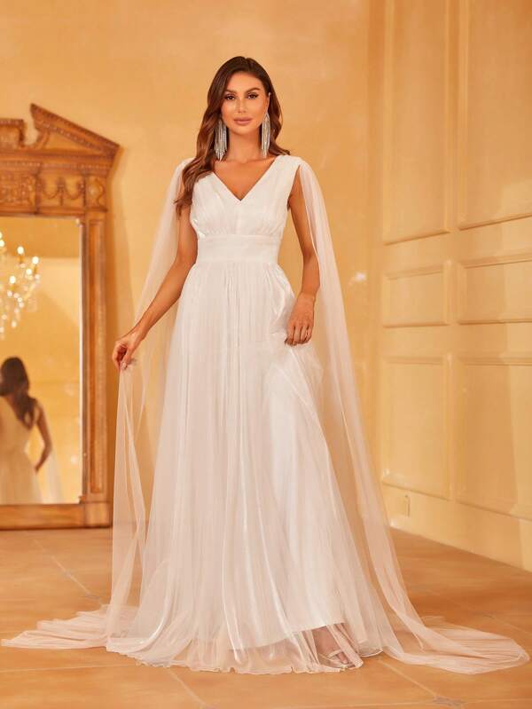 Contrast Mesh Overlay Wedding Dress With Cape