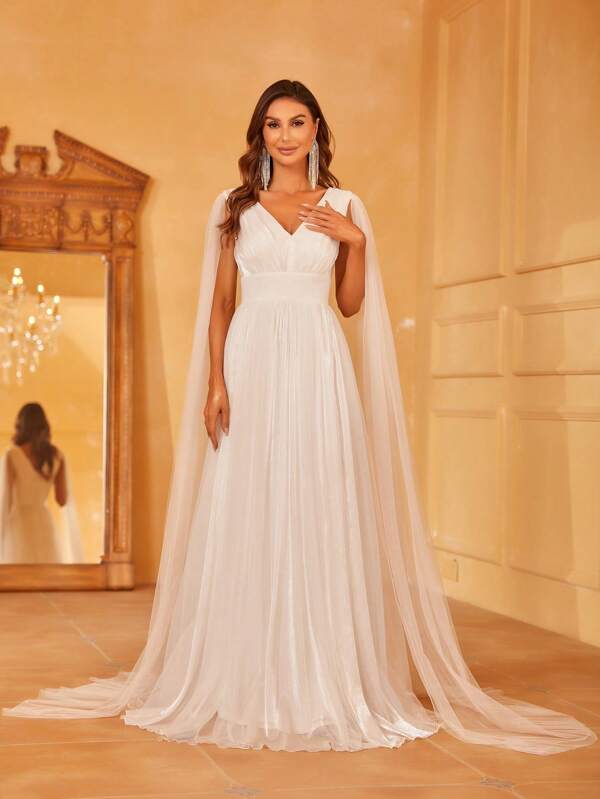 Contrast Mesh Overlay Wedding Dress With Cape