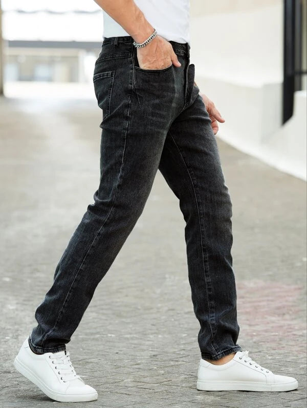 Men Slant Pocket Straight Leg Jeans