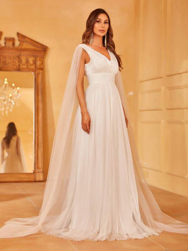 Contrast Mesh Overlay Wedding Dress With Cape