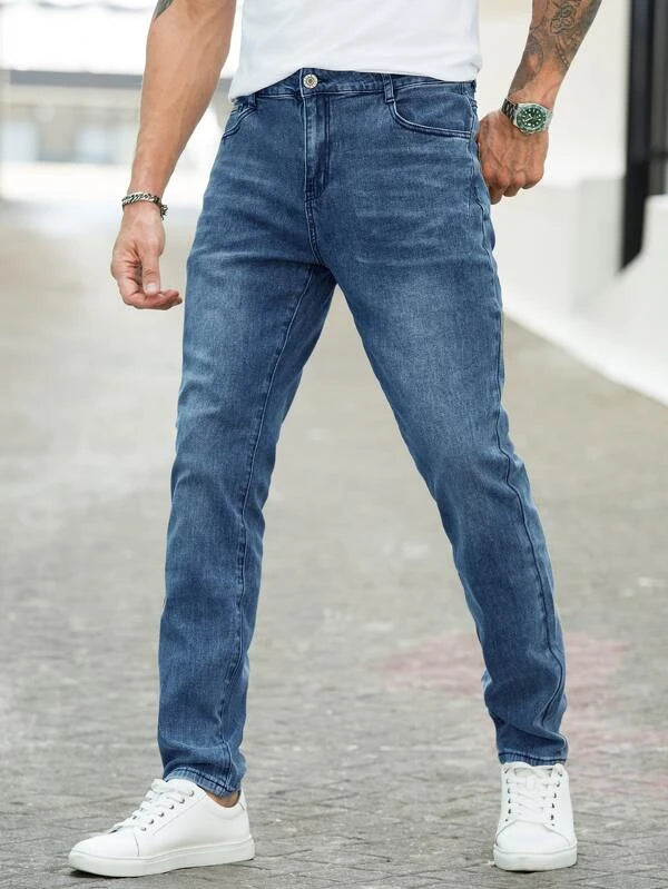 Men Slant Pocket Straight Leg Jeans