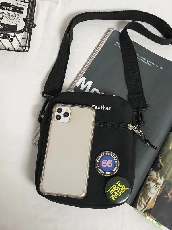 Fashion trend, simple embroidery, letter decoration, sturdy and durable nylon material, casual and versatile men's one shoulder crossbody bag with two badges as a gift