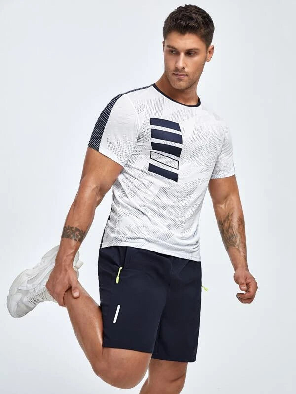 Men Color Block Sports Tee & Sports Shorts