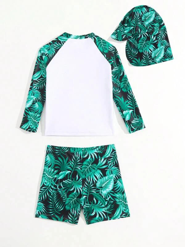 SHEIN Kids SUNSHNE Toddler Boys Tropical Print Beach Swimsuit With Swim Cap