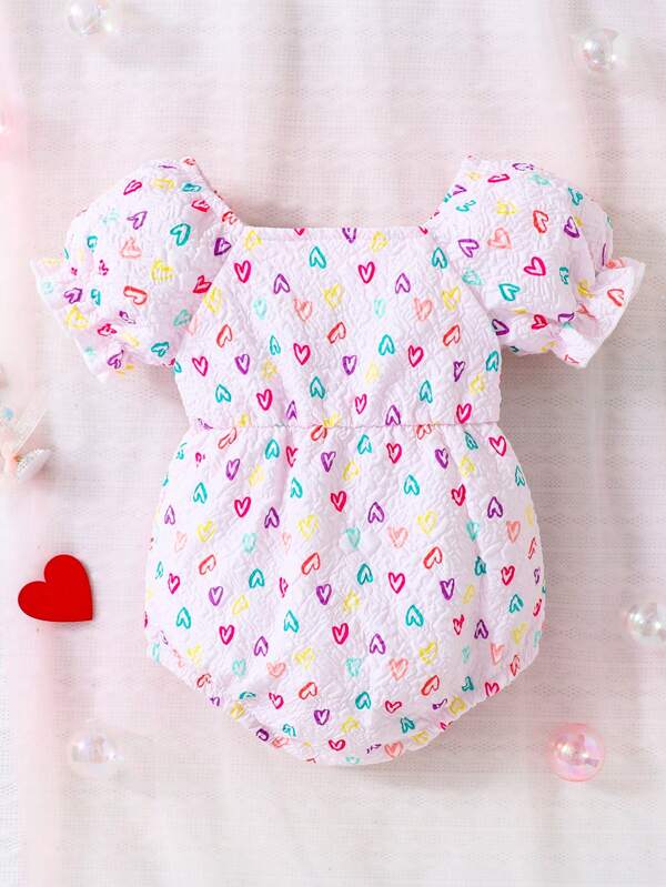 Newborn Baby Girls' Cute Heart Dopamine Bodysuit With Short Sleeves, Bowknot Decoration, Elastic Waistband And Textured, Cool Fabric Feel