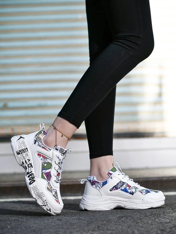 Graffiti Graphic Lace-Up Front Women Chunky Sneakers With Design