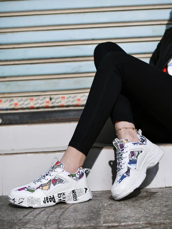 Graffiti Graphic Lace-Up Front Women Chunky Sneakers With Design