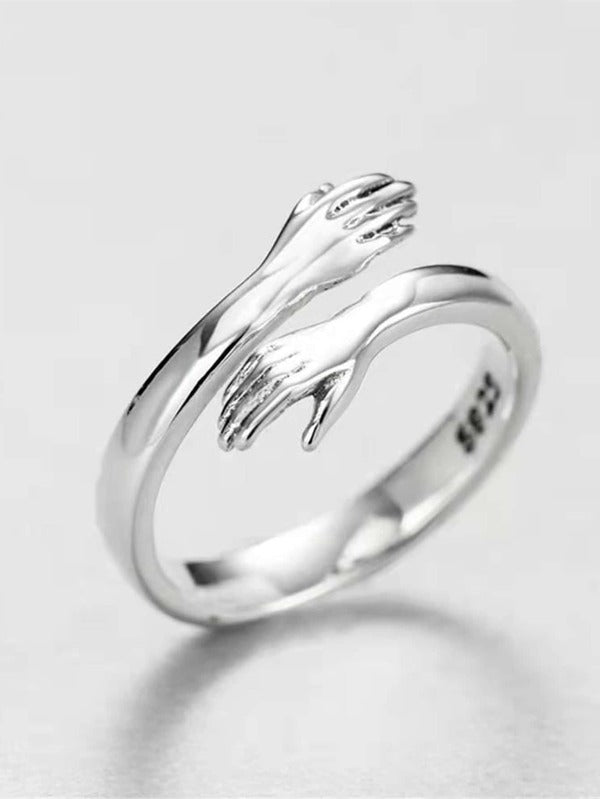 Fashionable and Popular Men Fashion Hug Design Ring Alloy for Jewelry Gift and for a Stylish Look