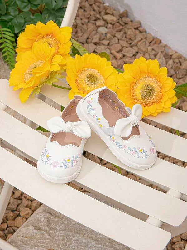 Baby Girls Floral Embroidered Fun Knot Decor Sweet & Cute Flats For Outdoor