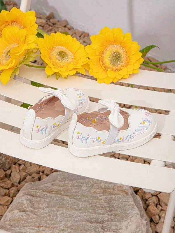 Baby Girls Floral Embroidered Fun Knot Decor Sweet & Cute Flats For Outdoor