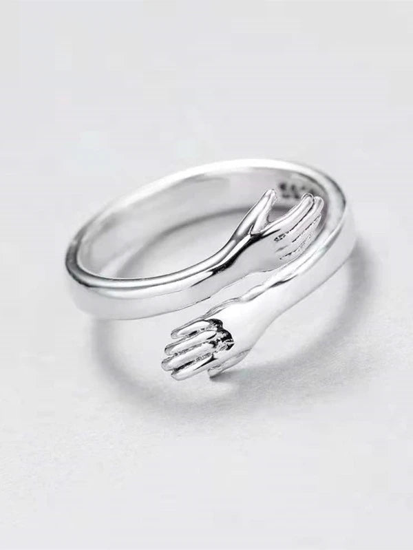 Fashionable and Popular Men Fashion Hug Design Ring Alloy for Jewelry Gift and for a Stylish Look