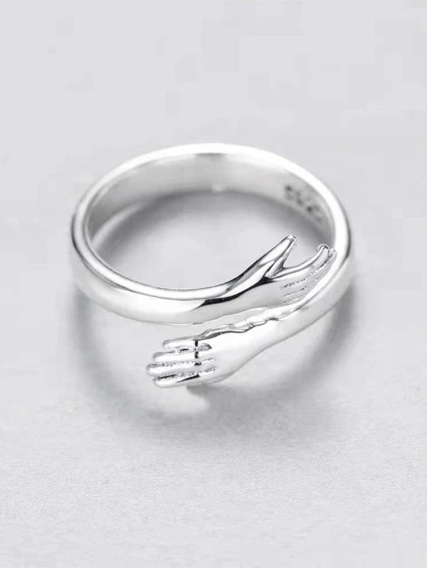 Fashionable and Popular Men Fashion Hug Design Ring Alloy for Jewelry Gift and for a Stylish Look