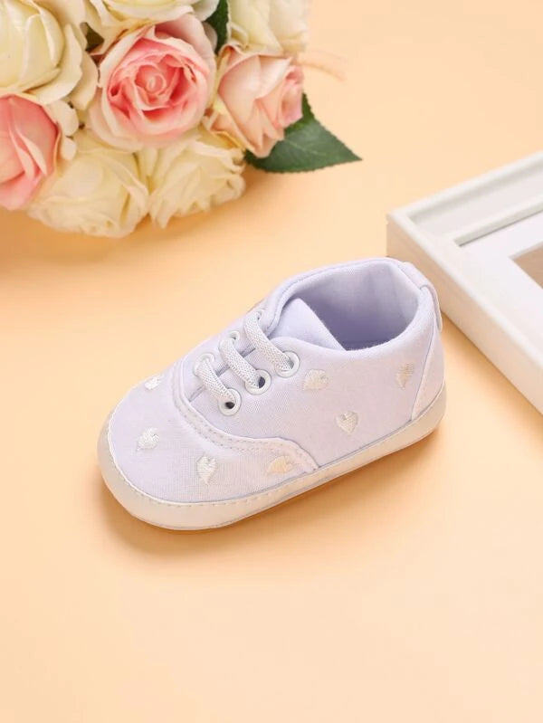 Baby Heart Embroidery Lace-up Decor Sneakers