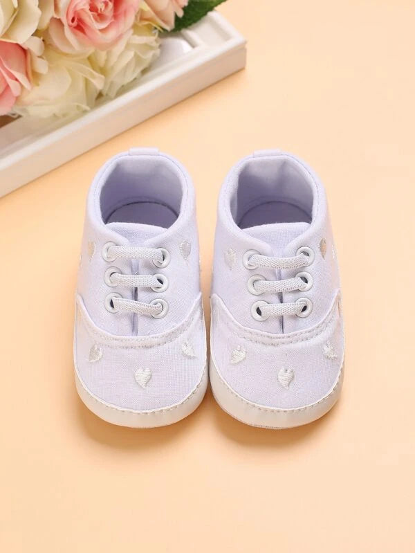 Baby Heart Embroidery Lace-up Decor Sneakers