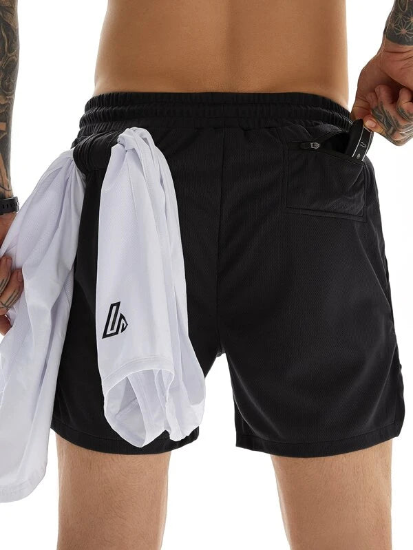 Men Split Hem Drawstring Waist Sports Shorts With Phone Pocket