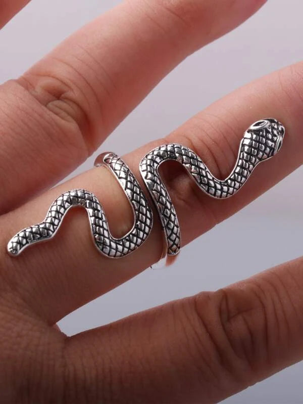 Fashionable and Popular Men Snake Design Ring Alloy for Jewelry Gift and for a Stylish Look