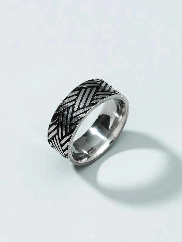 Fashionable and Popular Men Engraved Ring Alloy for Jewelry Gift and for a Stylish Look