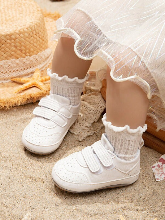 1pair Girls' Classic White Closure Simple Casual Sports Shoes, 0-1 Year Old