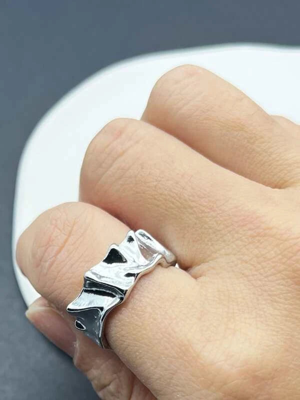 Fashionable and Popular Men Structured Cuff Ring Alloy for Jewelry Gift and for a Stylish Look