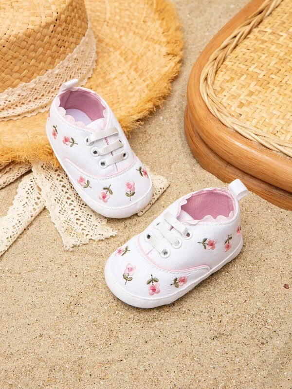 Baby Girls Flower Embroidery Breathable Sneakers